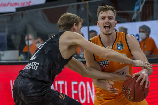 中绽放光芒 中绽放光芒