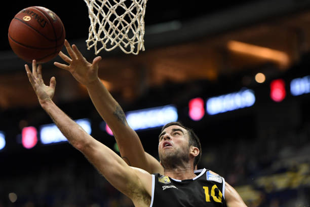 氛围中起到 氛围中起到